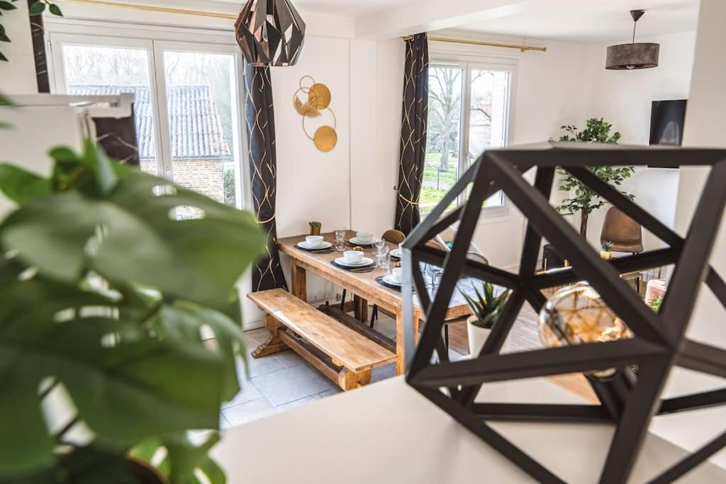 Apartamento La "Taniere" Pour 6 Personnes Isles-sur-Suippe Exterior foto