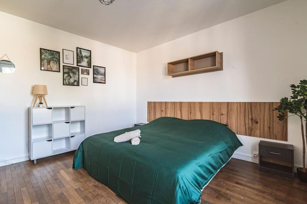 Apartamento La "Taniere" Pour 6 Personnes Isles-sur-Suippe Exterior foto